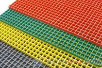 生產與銷售25/38玻璃鋼格柵、建筑護欄圍欄及PE膜